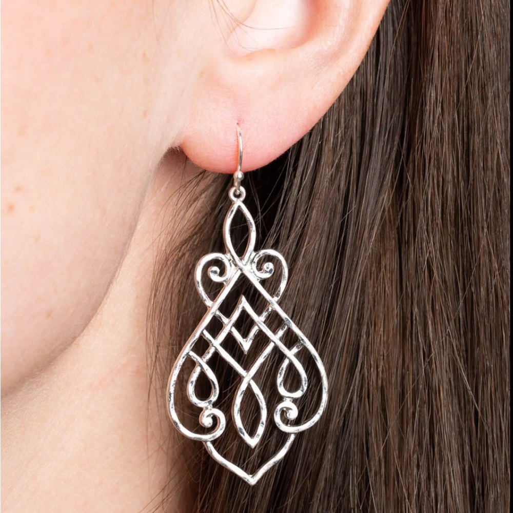 DYT Type 2 Type 2 Graced by Your Presence Earrings Dressing Your Truth T2